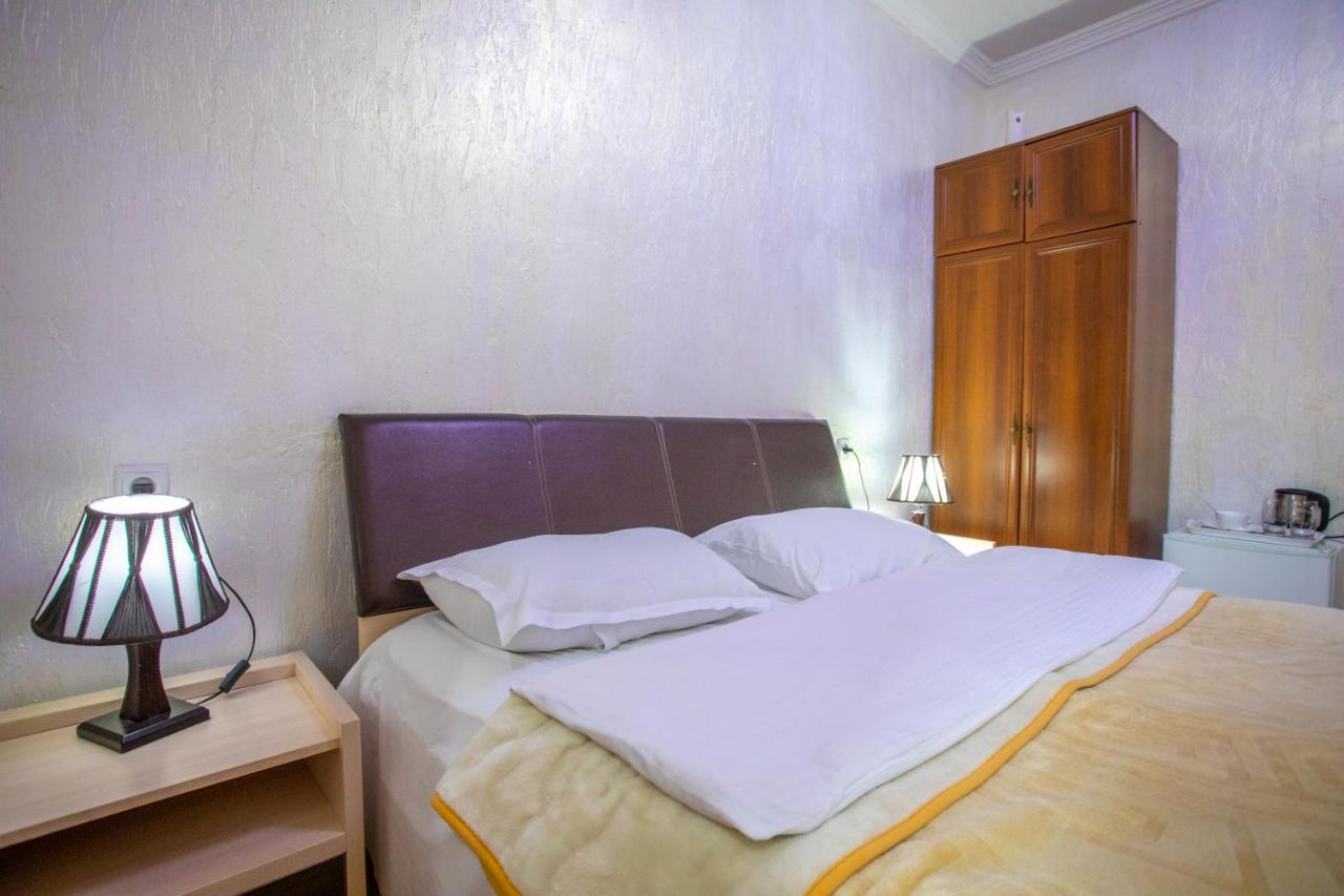 Hotel Mkudro Кутаиси Экстерьер фото