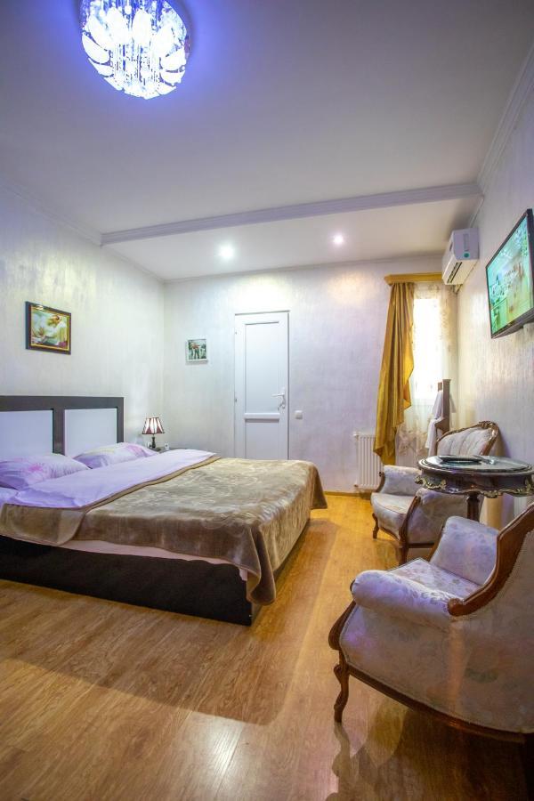 Hotel Mkudro Кутаиси Экстерьер фото
