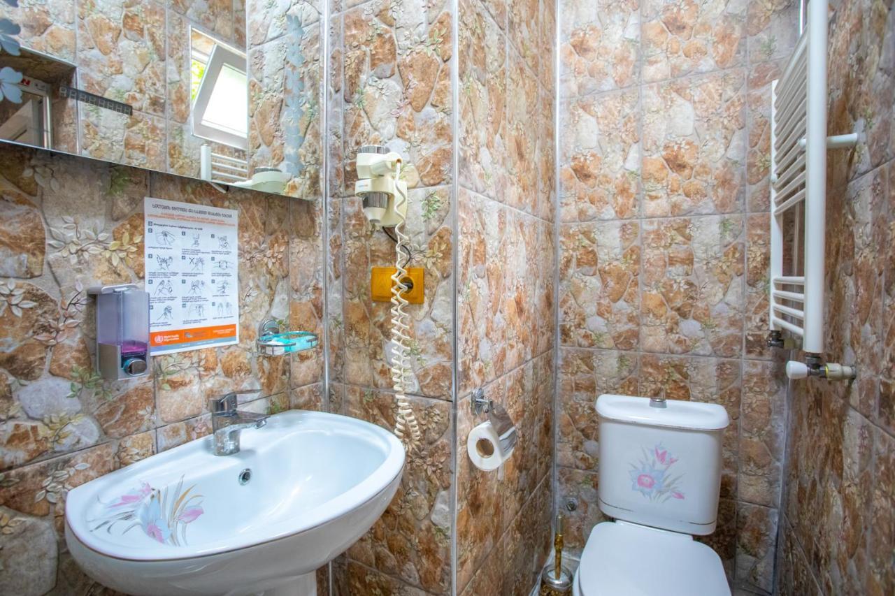 Hotel Mkudro Кутаиси Экстерьер фото